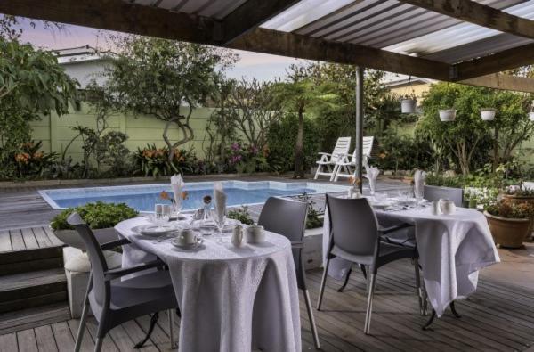Auriols Guest House Parow Exterior photo
